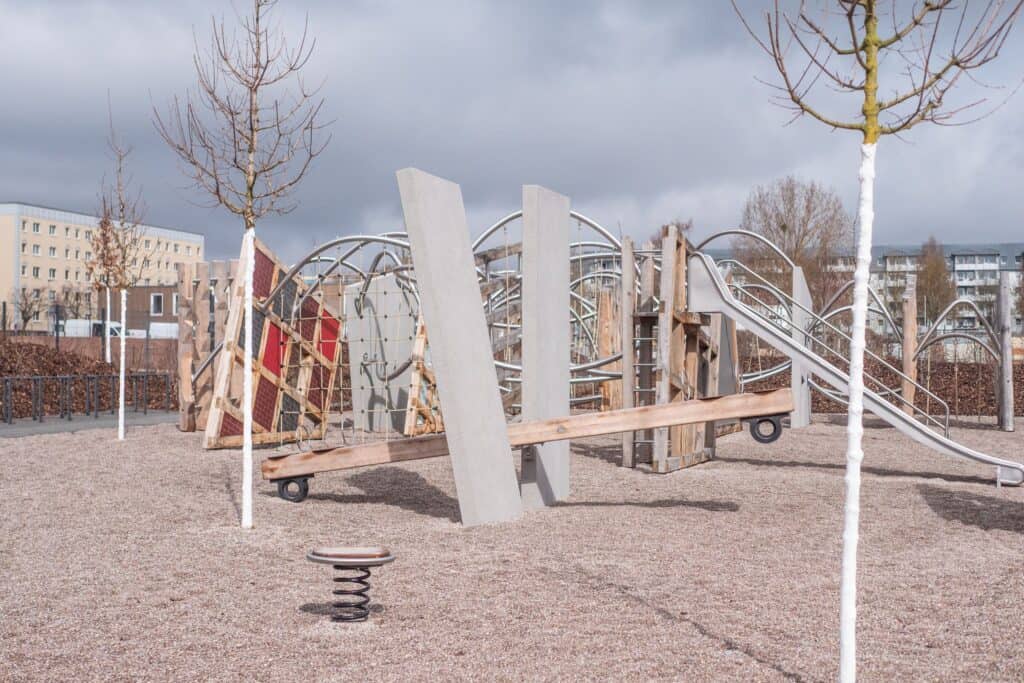 thumbnail of Spielplatz in der Gartenstadt III